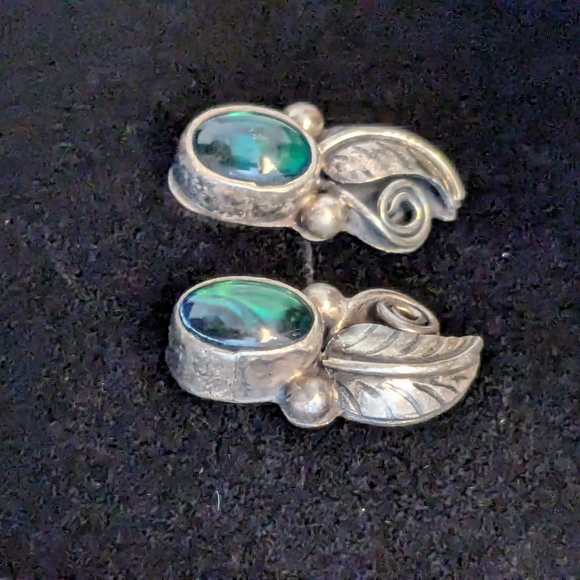 Vintage Native American Paua Shell Solid Sterling Silver Pierced Earrings - Picture 2 of 8